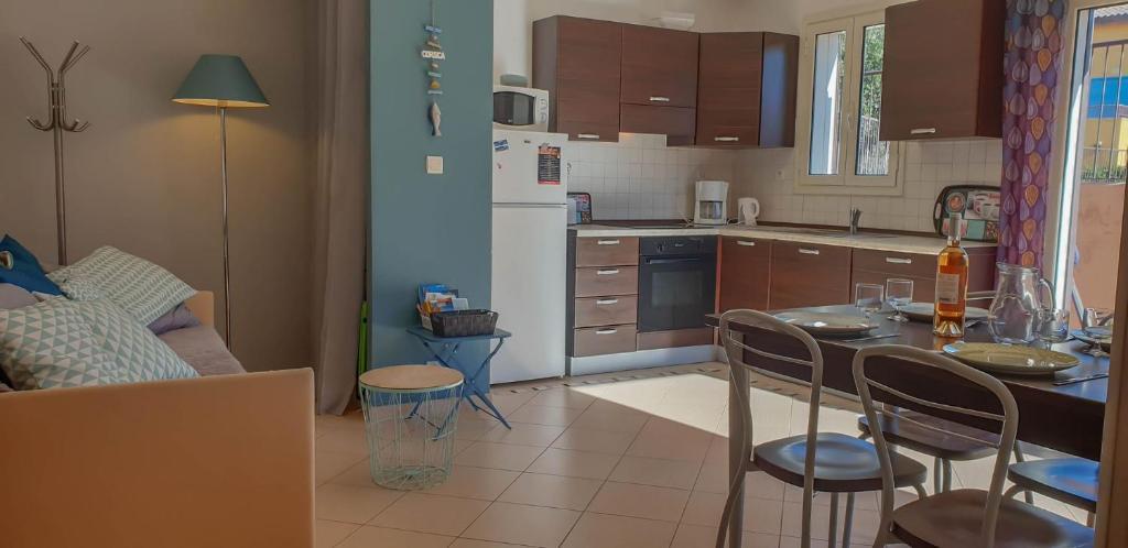 Joli Appartement En Corse Avec Piscine Belgodere  Exterior photo
